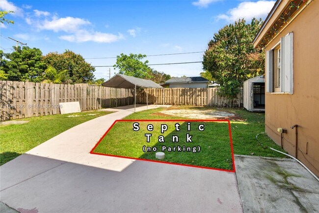 Building Photo - 11535 Lincoln Blvd