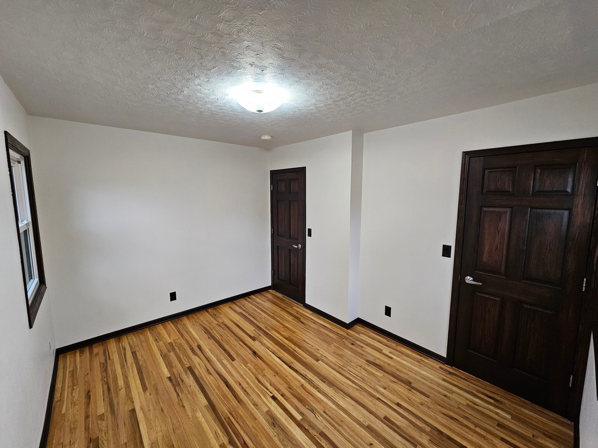 Bedroom - Upstairs - 868 Park Ave