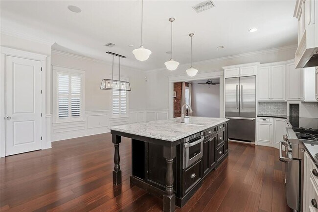 Building Photo - 1505 S Georgia Ave