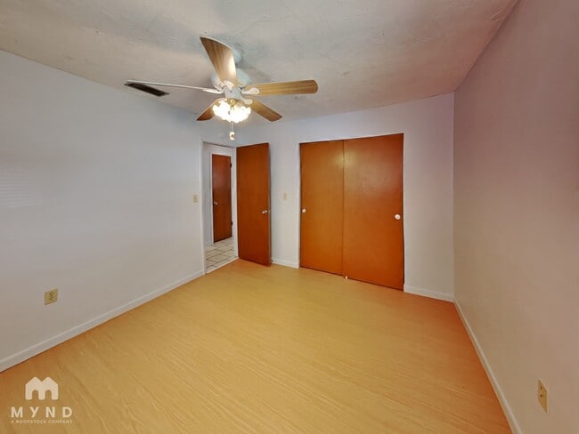 Building Photo - 968 Wicks Dr