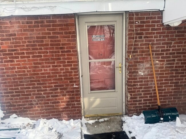 Building Photo - 3 Herbert St