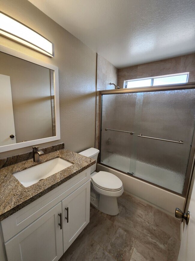 Building Photo - 10327 Paseo Park Dr