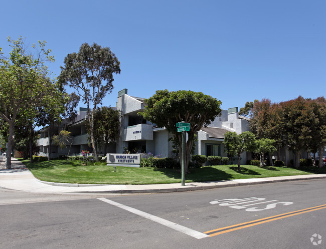 Primary Photo - Harbor Village Apartments