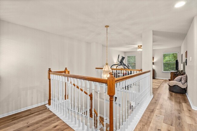 Building Photo - 31 Endor Forest Pl
