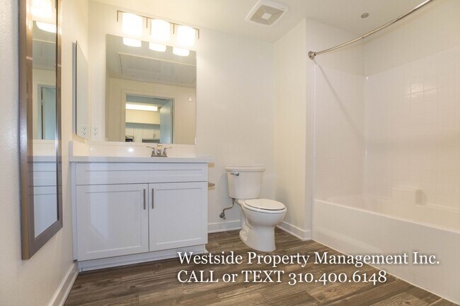 Building Photo - 12655 Bluff Creek Dr