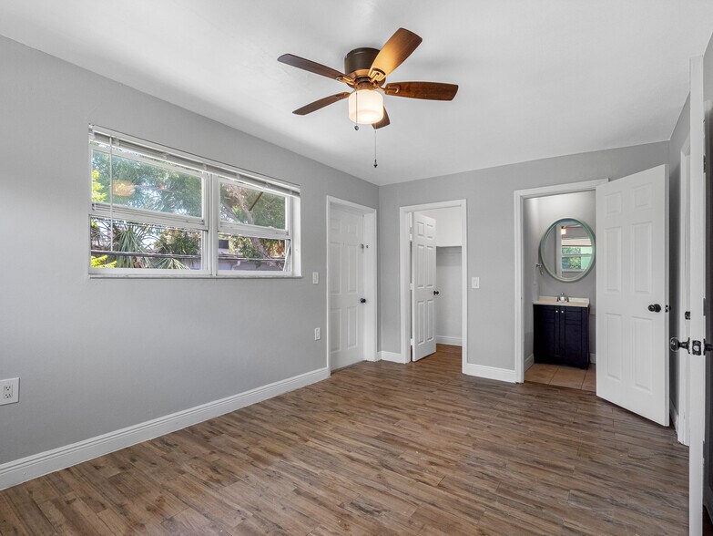 Building Photo - 311 Avanda Ct