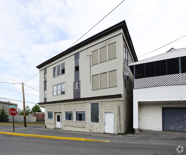 Building Photo - 3 Clifford St