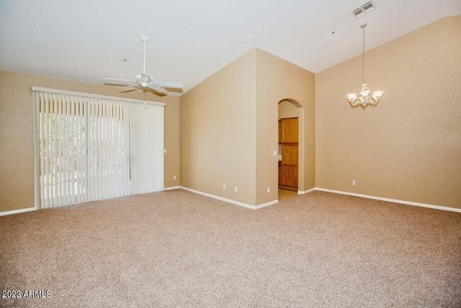 Building Photo - 8910 E Maple Dr