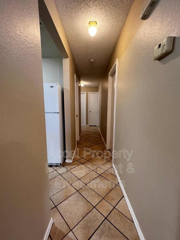 Building Photo - 3808 Bluebird Ave