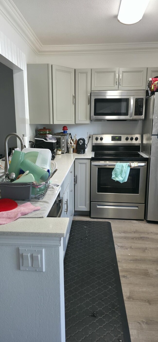 Building Photo - 6091 NW 61st Ave