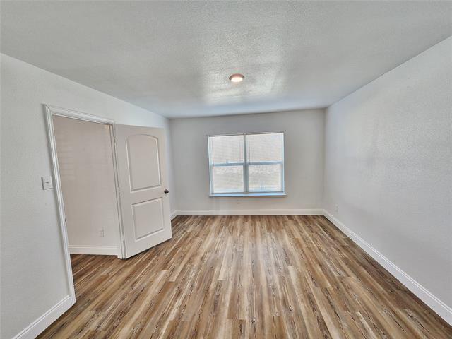 Building Photo - 837 Serena Dr