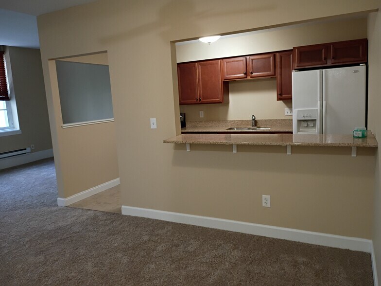 Kitchen View - 917 Madison St