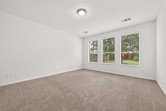 Building Photo - 3218 Twinmont Ln