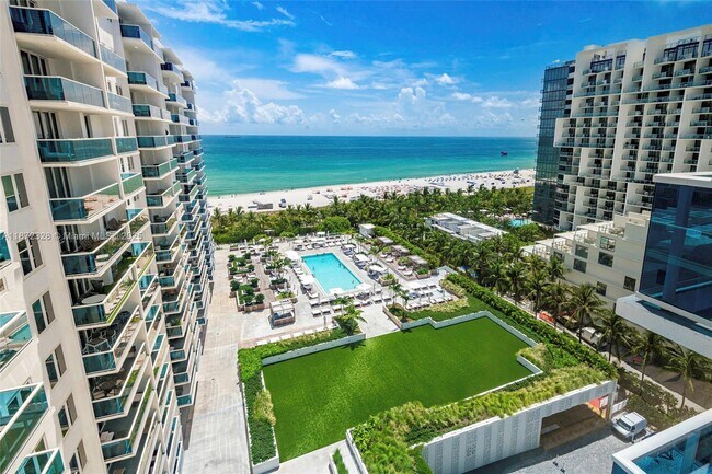 Building Photo - 2301 Collins Ave