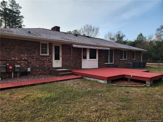 Building Photo - 1303 Middle Rd