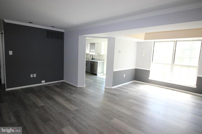 Building Photo - 1632 McNelis Dr