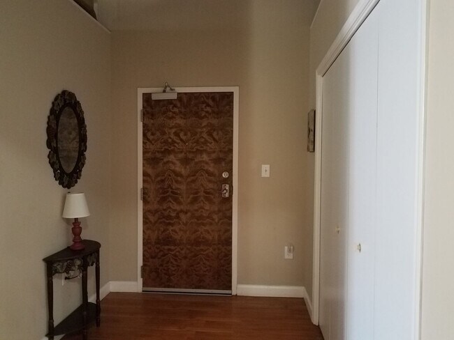 Building Photo - 2 bedroom 2 bath furnished - first floor unit