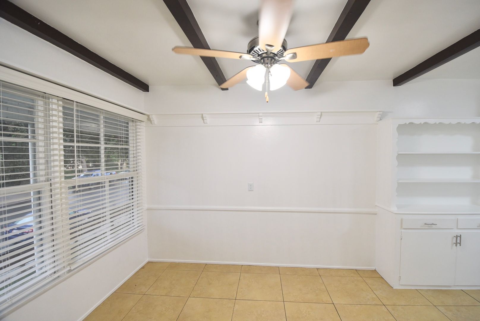 Building Photo - 5220 Radford Ave