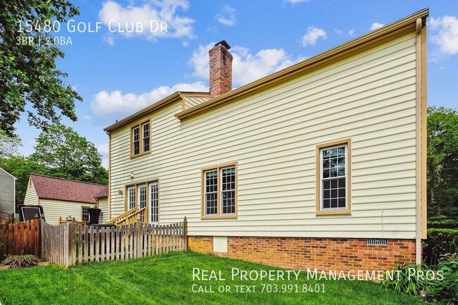 Building Photo - 15480 Golf Club Dr