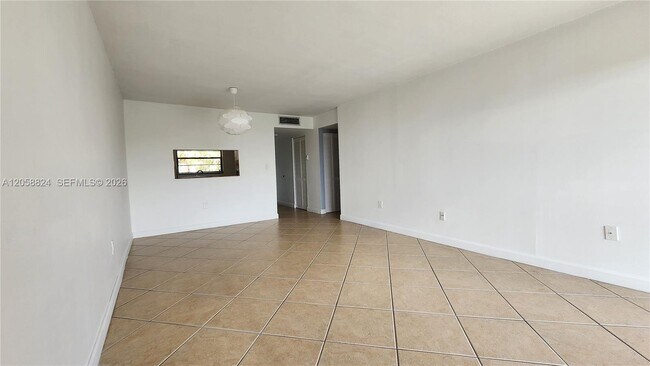 Building Photo - 10985 SW 107th St