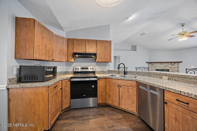 Building Photo - 4325 Spoon Hollow Ln