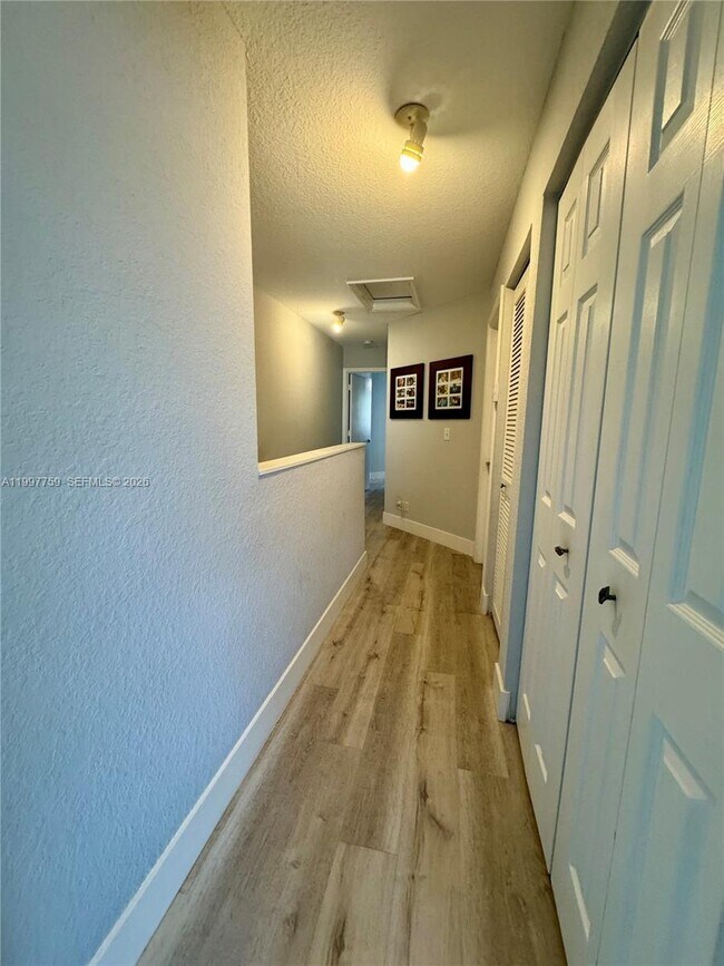 Building Photo - 2469 Cordoba Bend