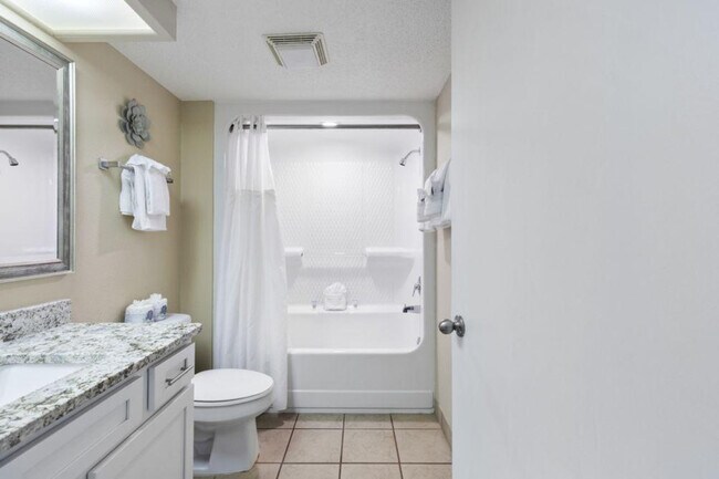 Building Photo - 1700 N Ocean Blvd