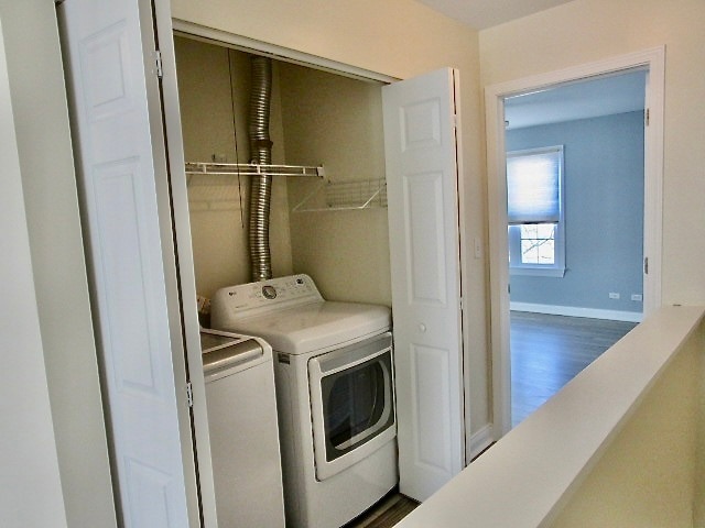 Building Photo - 2667 Woodmere Dr