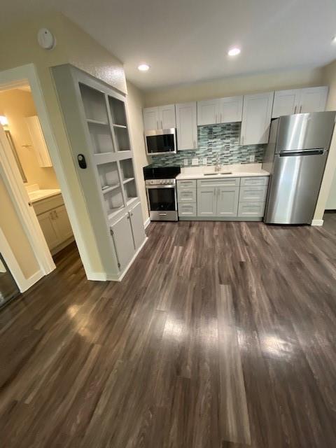 Building Photo - 1125 Hollow Creek Dr