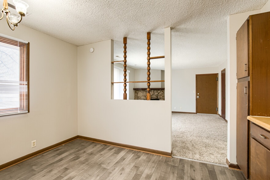 Building Photo - 2635 N 42nd St