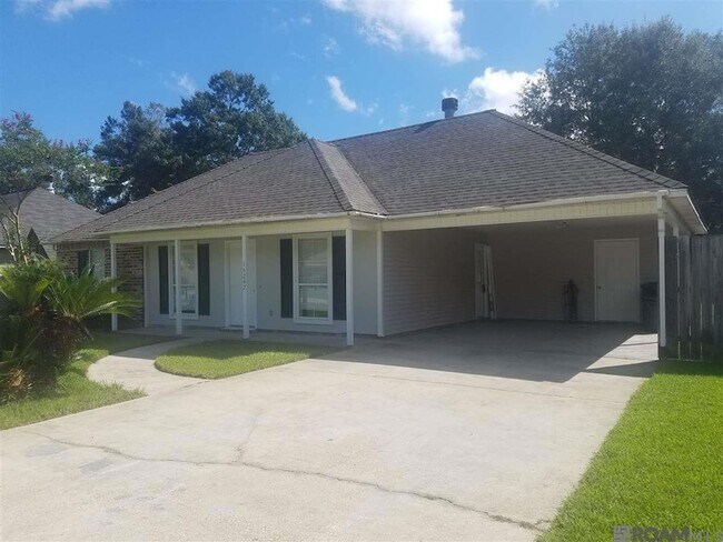 Building Photo - 16242 E Ridgewood Dr