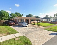 Building Photo - 2831 NW 209th Terrace