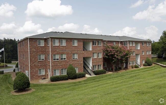 ascot point village apartments asheville nc apartment finder
