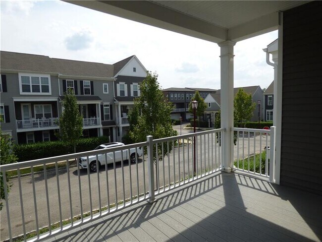 Building Photo - 105 Gress Rd
