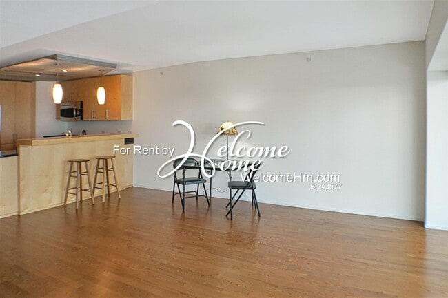 Building Photo - High-rise Montage - Extra Large 1 Bedroom ...