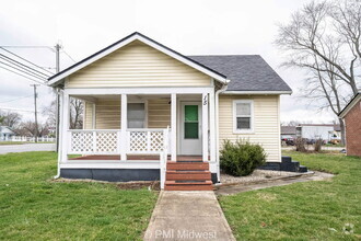 Building Photo - "Cozy 1-Bedroom Haven in Greenfield with E...