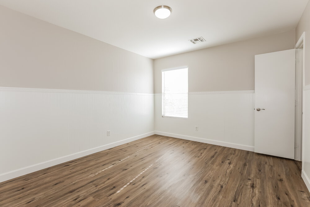 Building Photo - 1071 E Desert Moon Trail