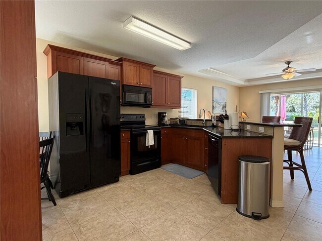 Building Photo - 4766 Theodore Ave