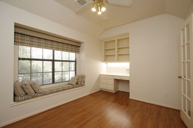 Building Photo - 13618 Shadow Falls Ct