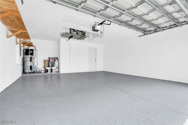 Building Photo - 1601 SW 12th Terrace