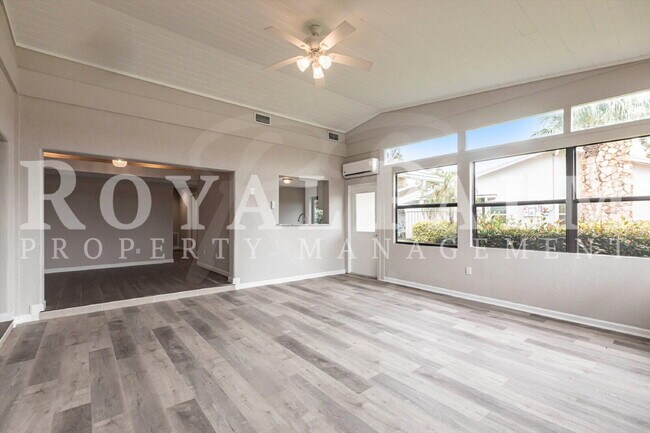 Building Photo - 3BR Home in The Forest — Renovated Elegance + One Month Rent Credit if You Apply by January 15th!