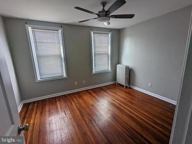 Building Photo - 3175 Tulip St