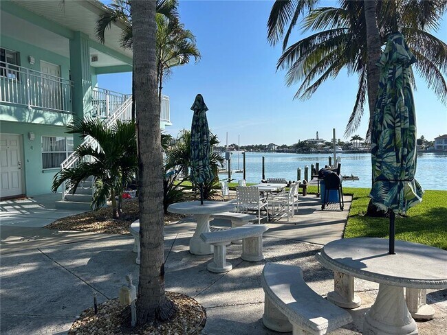 Building Photo - 125 104th Ave