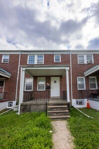 Building Photo - Apartment for rent in Loch Raven