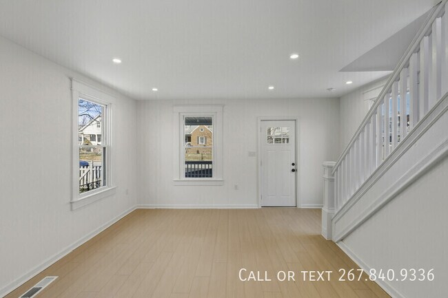 Building Photo - 507 Washburn Ave