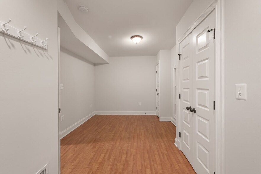 Building Photo - 3459 Holmead Pl NW