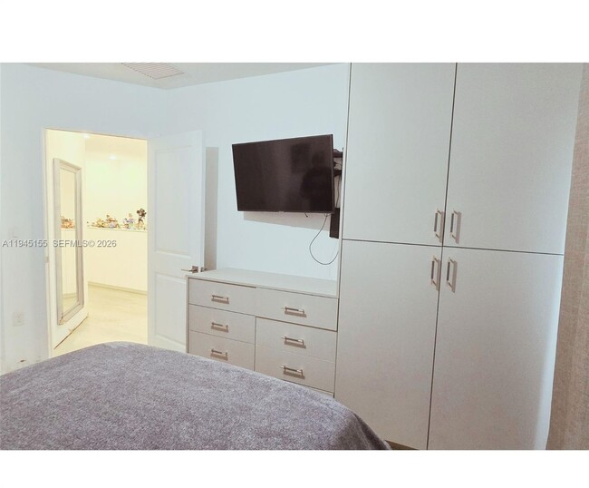 Building Photo - 1002 NW 208th Terrace