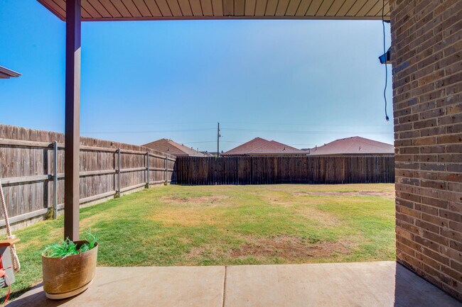 Building Photo - 13811 Uvalde Ave