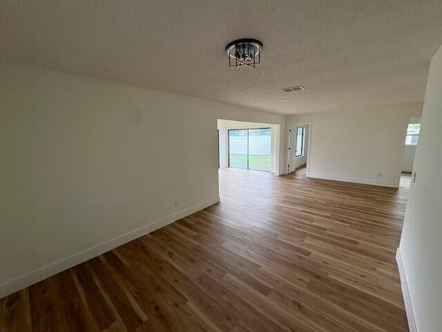 Building Photo - 2101 SE Holland St