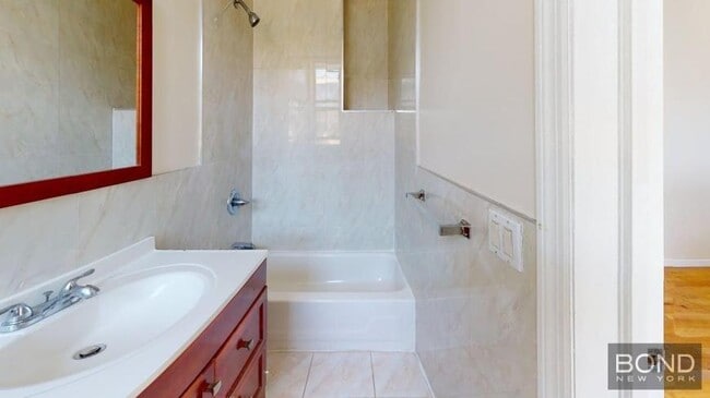 Building Photo - 2 bedroom in NEW YORK NY 10025